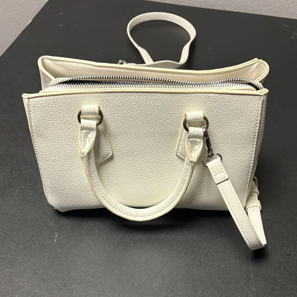 Steve Madden White Crossbody Bag - Picture 2 of 9